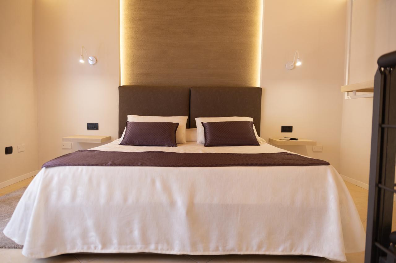 Suite Cavour - Suntripsicily Riposto Buitenkant foto